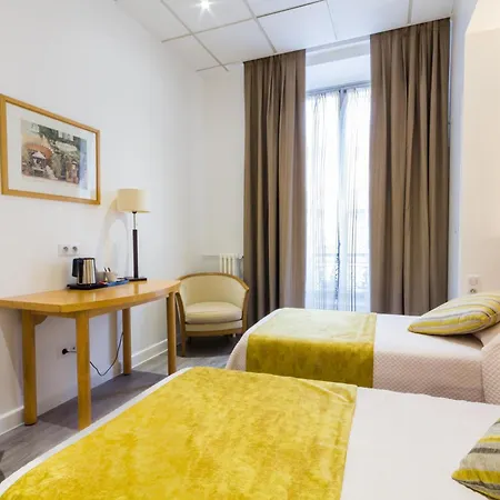 Hotell Busby 3*
