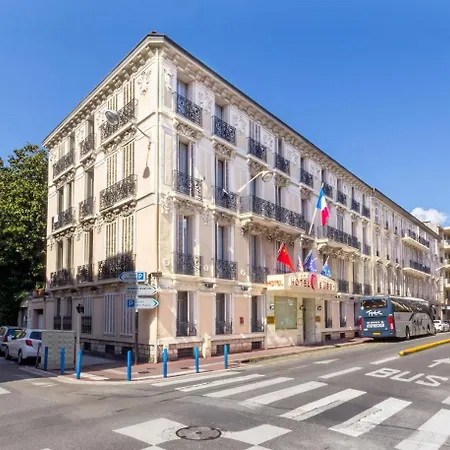 Busby Hotell