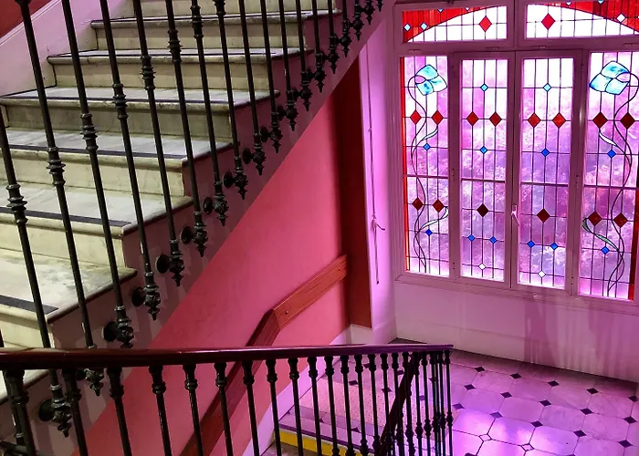 מלון Busby ניס