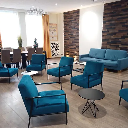 Otel Busby
