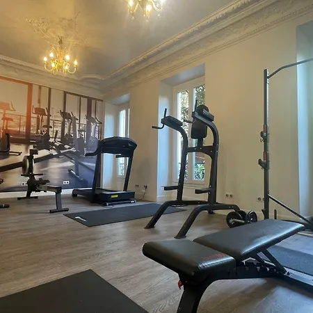 Busby Hotel 3*